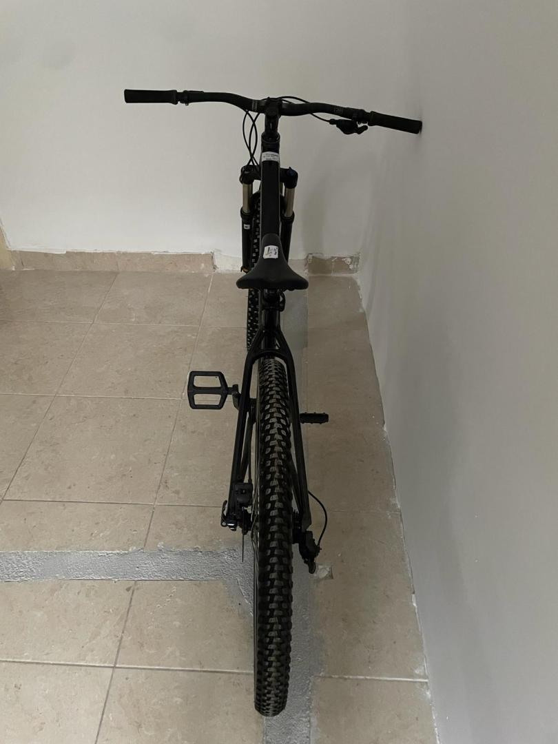 Bicicleta Neagra Factura+Garantie image 1