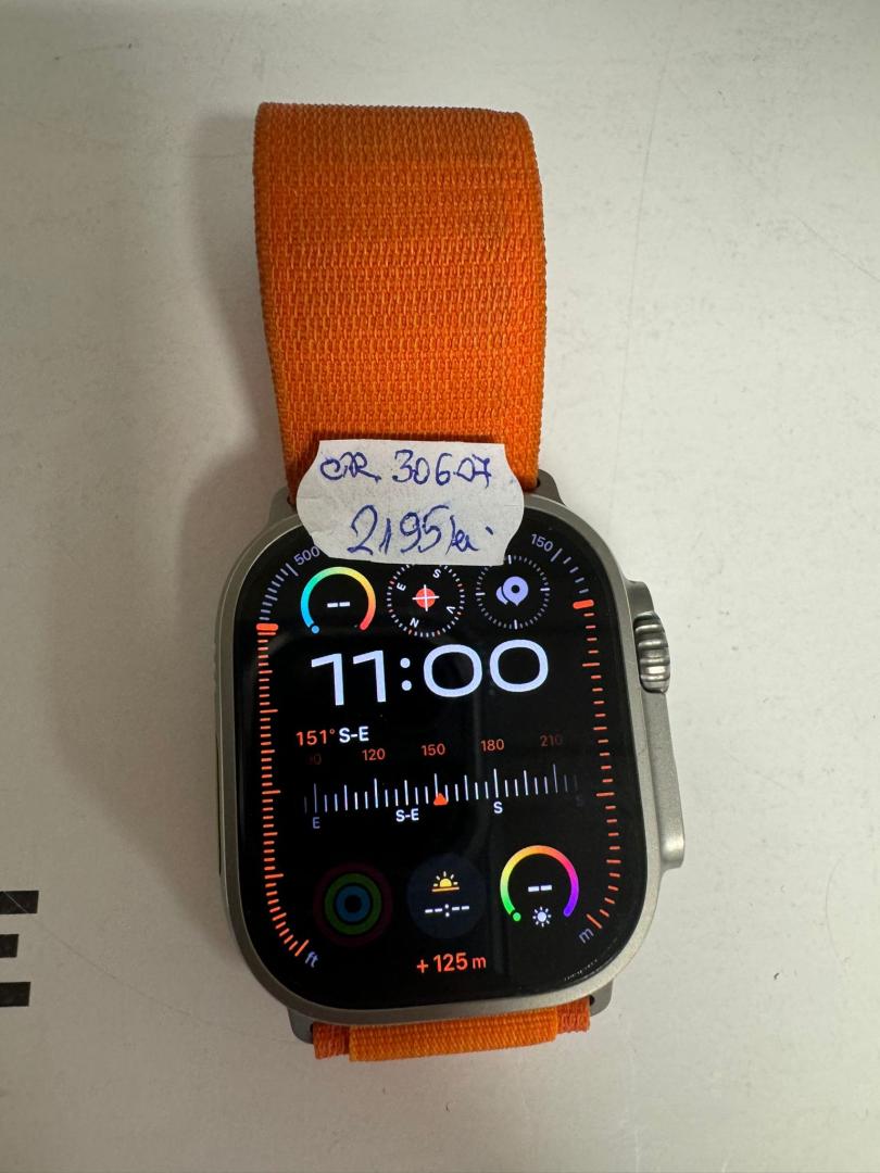 Apple Watch Ultra, GPS, Cellular, Carcasa Titanium 49mm, Orange Alpine Loop image 2