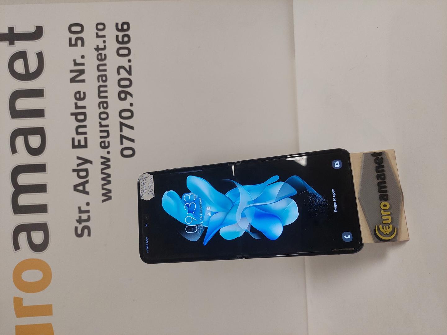 Telefon Samsung Galaxy Z Flip 4, 256GB, Black image 3