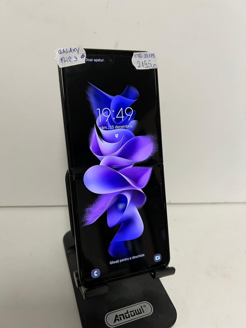 Samsung Galaxy Z Flip3 5G 128Gb image 4