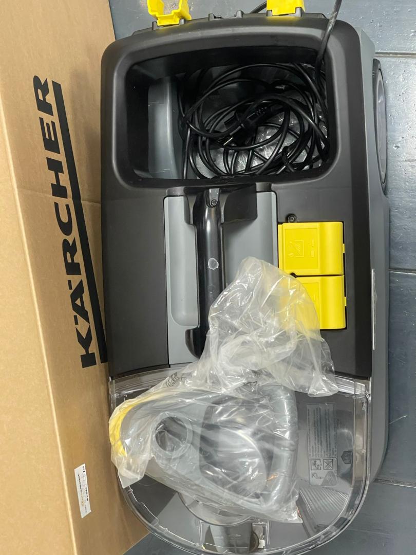 Karcher Puzzi 10/1 – aspirator/spălător profesional covoare & tapiţerii image 4
