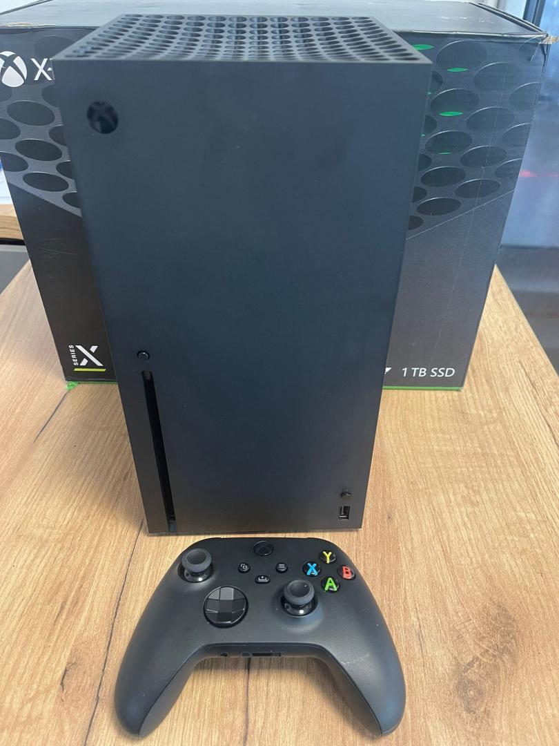 Consola Microsoft Xbox Series X, 1TB, Negru image 3