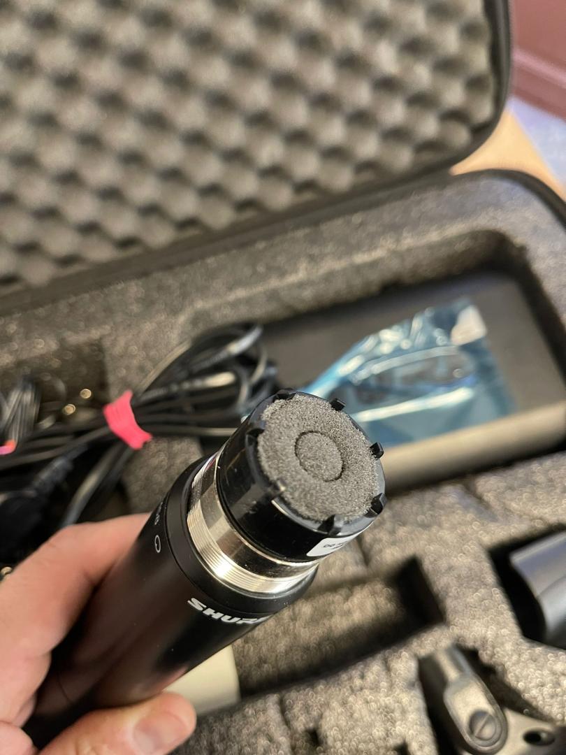 Sistem wireless Shure BLX4/ M17 cu microfon de mana SM58 -A- image 2