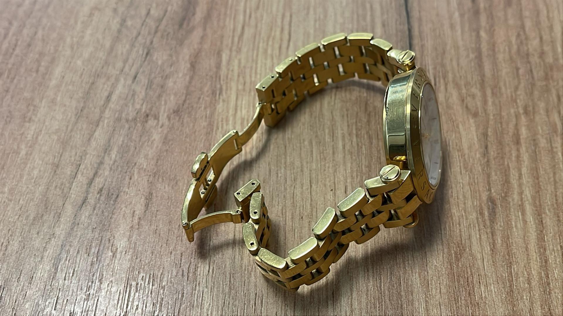 Ceas VERSACE V-RACE SPORT VAH030016 image 1