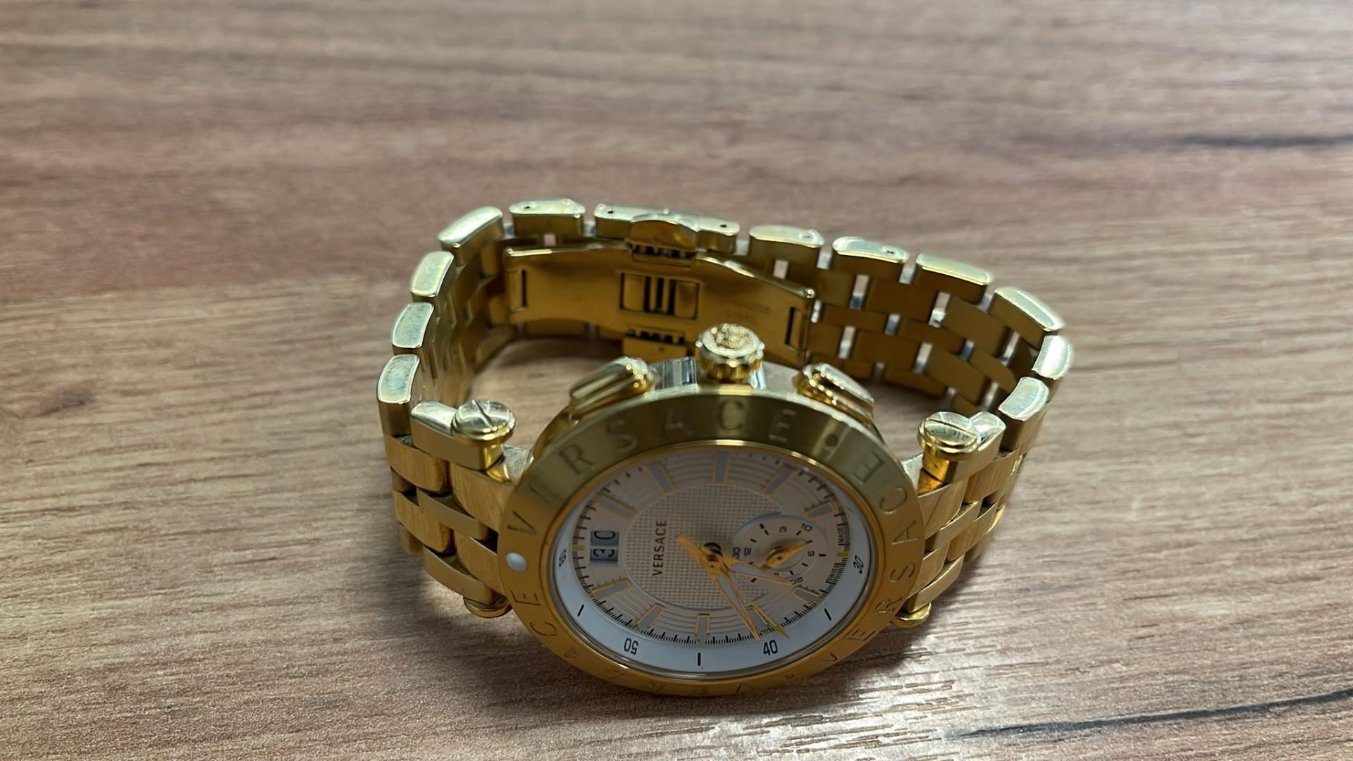 Ceas VERSACE V-RACE SPORT VAH030016 image 3