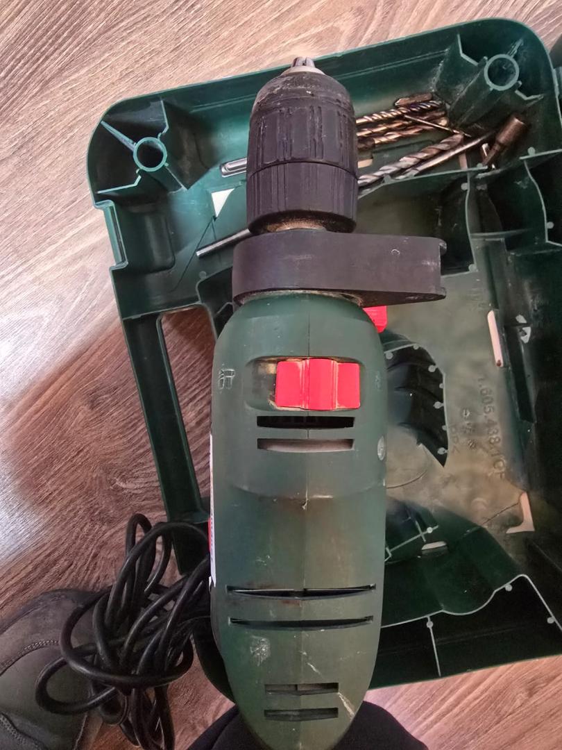 Masina de gaurit cu percutie, cu cablu, Bosch Easy Impact 600 image 2