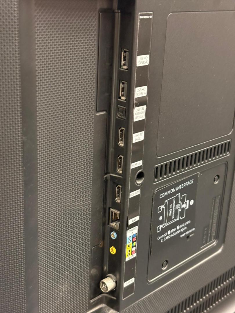 Televizor Smart Samsung UE40MU6122, 101 cm, Ultra HD image 2