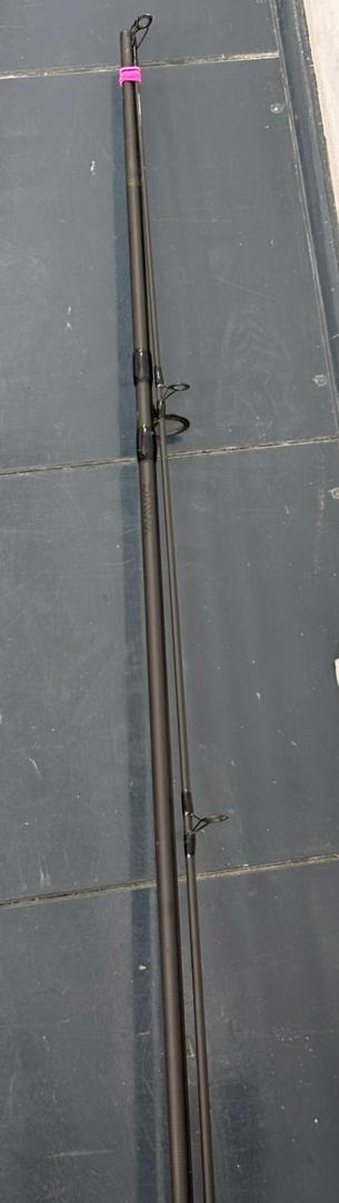 Lanseta de pescuit Daiwa Black Widow XT image 1