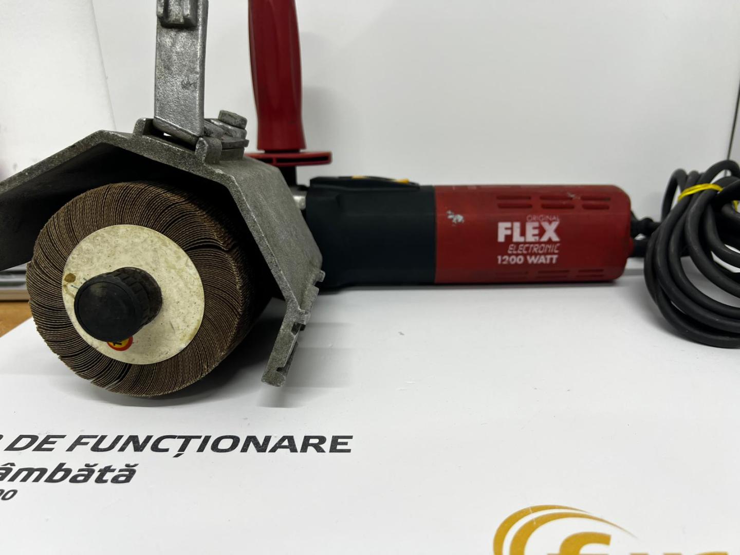 Masina pentru finisarea suprafetelor de metal, model BSE 14-3 100, 1400 W, 1000|3500 rpm, Flex image 2