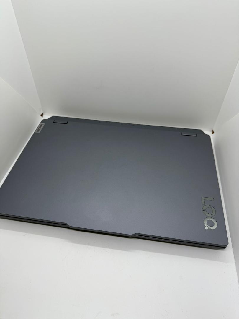 Laptop Gaming LENOVO LOQ 15ARP9 image 2