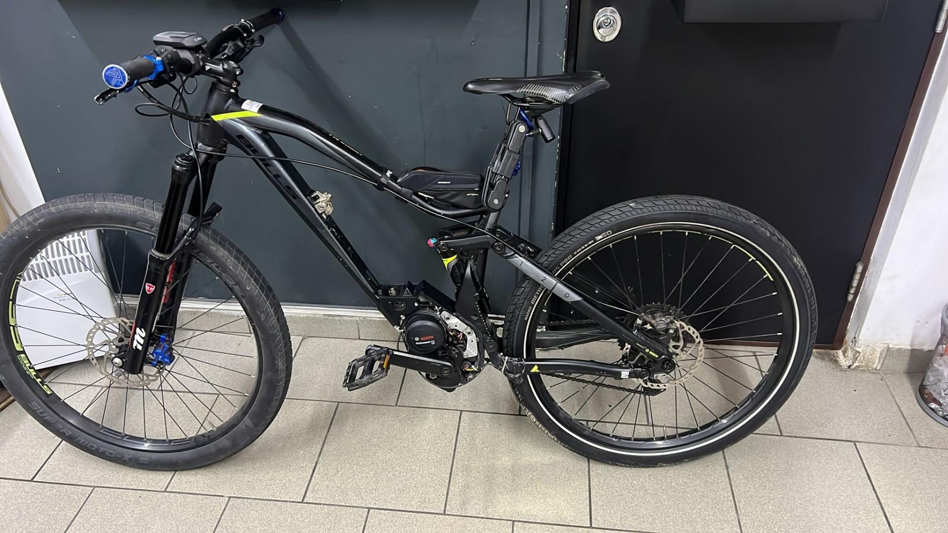 BULLS SIX50 TR STREET cu 2 acumulatoare image 1