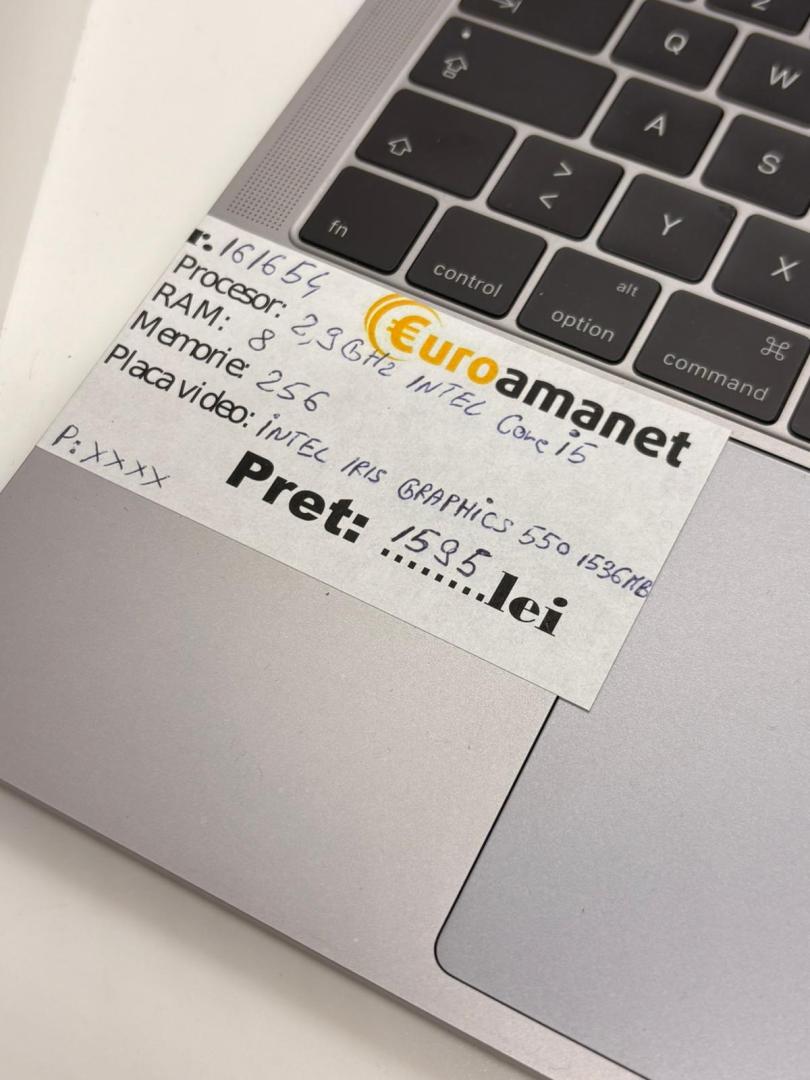 Laptop Apple MacBook Pro 13, ecran Retina, Touch Bar, procesor Intel® Dual Core™ i5 3.1GHz, 8GB RAM, 256GB SSD image 1