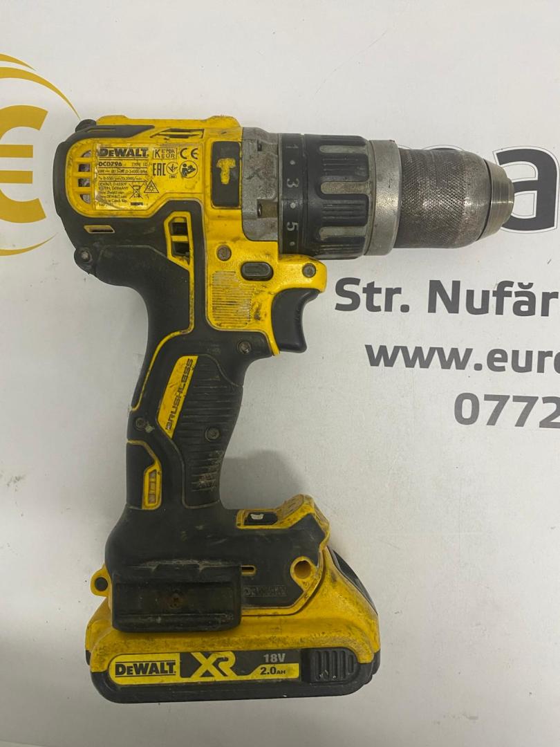 Masina de gaurit si insurubat DEWALT DCD796 cu acumulator si incarcator image 2