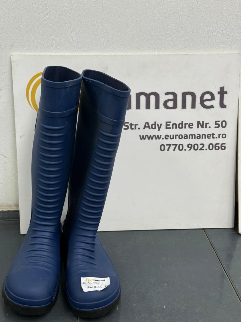 Cizme din cauciuc, culoarea albastra ,noi