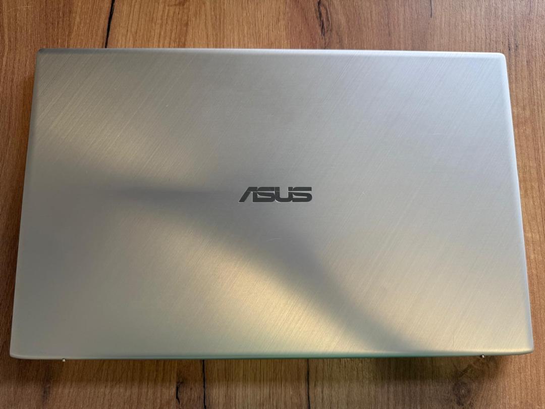 Laptop ASUS VivoBook 17 X712EA cu procesor Intel® Core™ i5-1135G7, 8GB, 512GB SSD, Intel Iris Xᵉ Graphics image 2