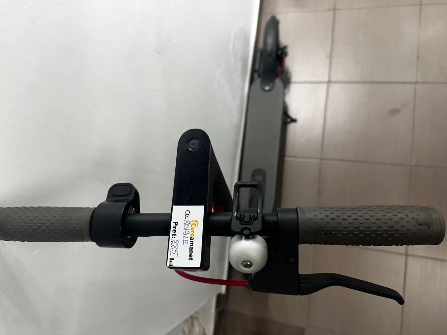 Trotineta electrica Mi Mijia M365, 25km/h image 3