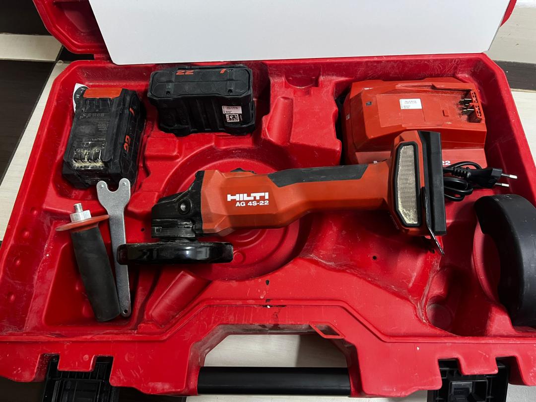 Polizor unghiular AG 4S-22 pe acumulator image 3