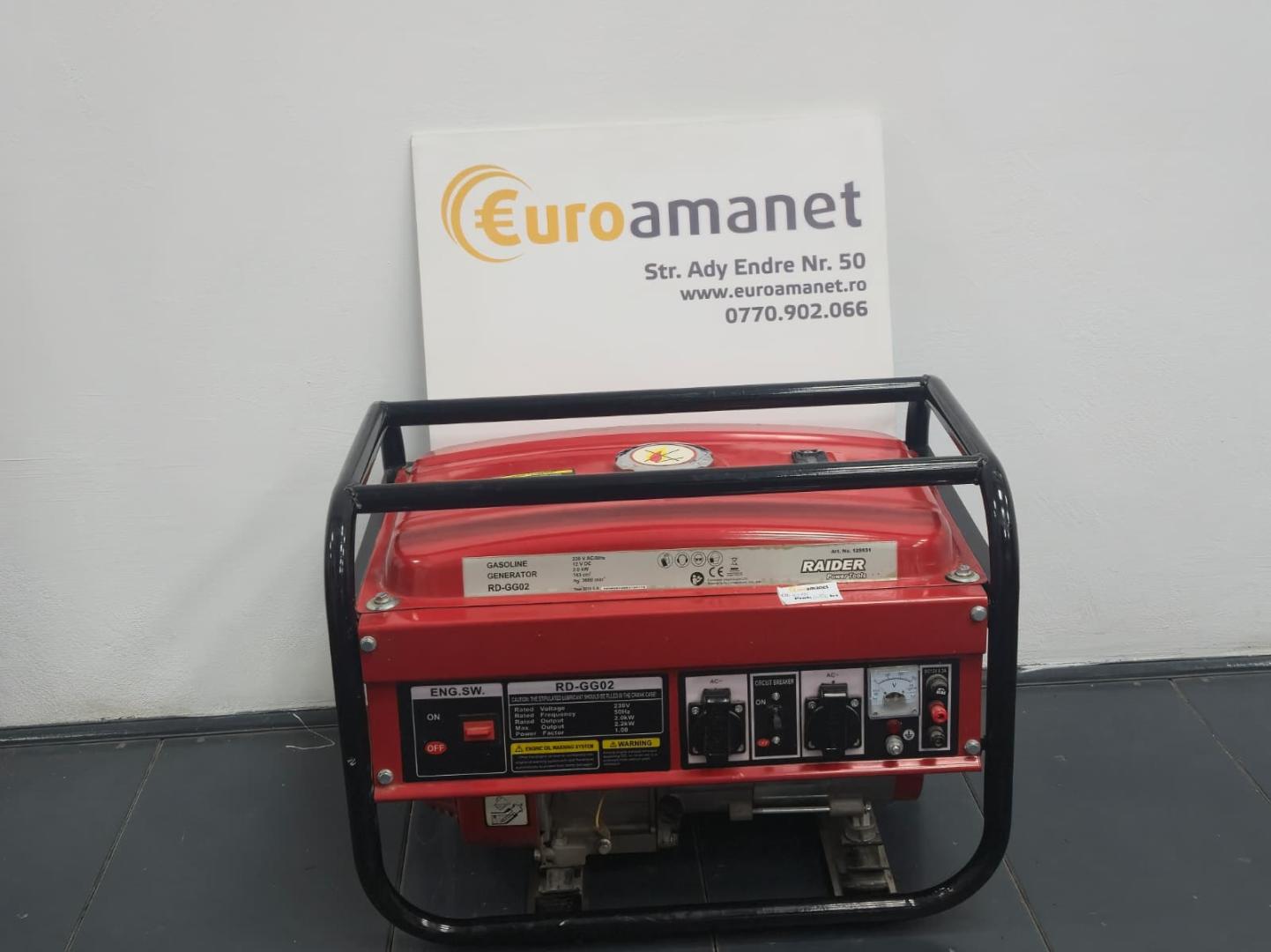 Generator Raider RD-GG02 putere max 2 kW motor 2.7 CP 163 cmc rezervor 14 L AVR monofazat