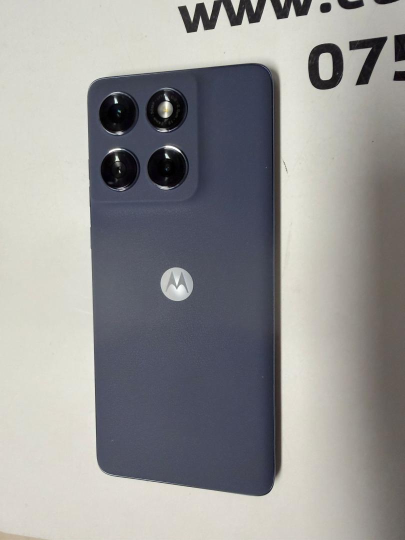 Motorola Edge 60 Fusion, 256GB, 12GB RAM image 2