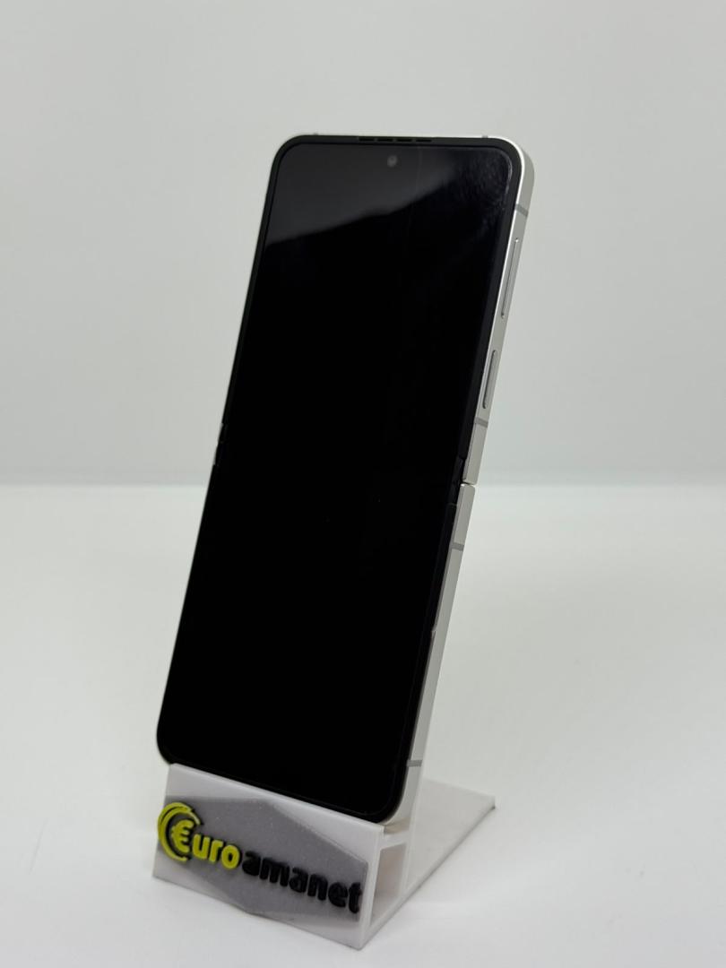Telefon mobil Samsung Galaxy Z Flip7 FE, 8GB RAM, 256GB, 5G, White image 3