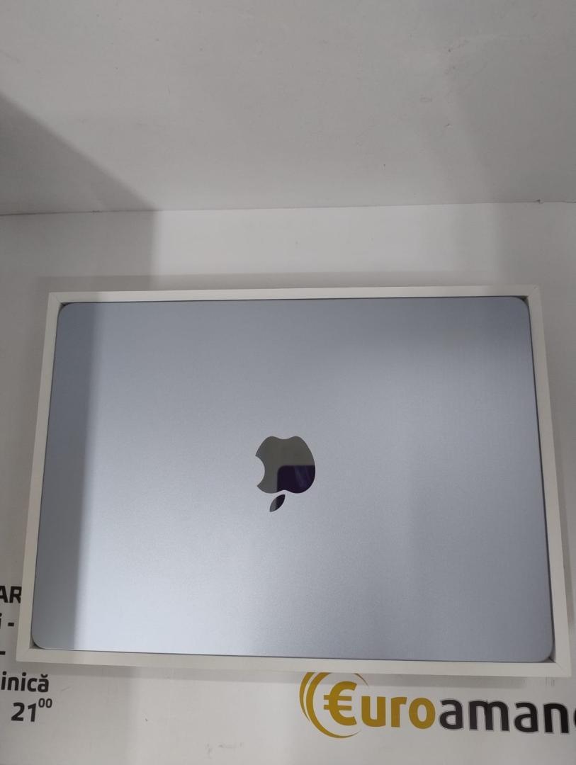 Apple MacBook Air 13'' cu procesor Apple M5 16GB RAM, 512GB SSD image 1