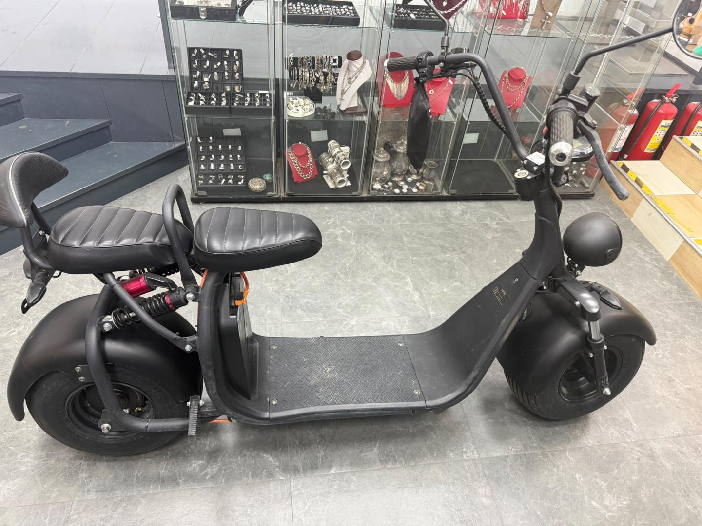 Scuter electric chopper 1500W Inregistrabil 12Ah Lithium 25km/h capacitate 180kg E-BIKE cu Baterie Detasabila 2 Persoane image 1