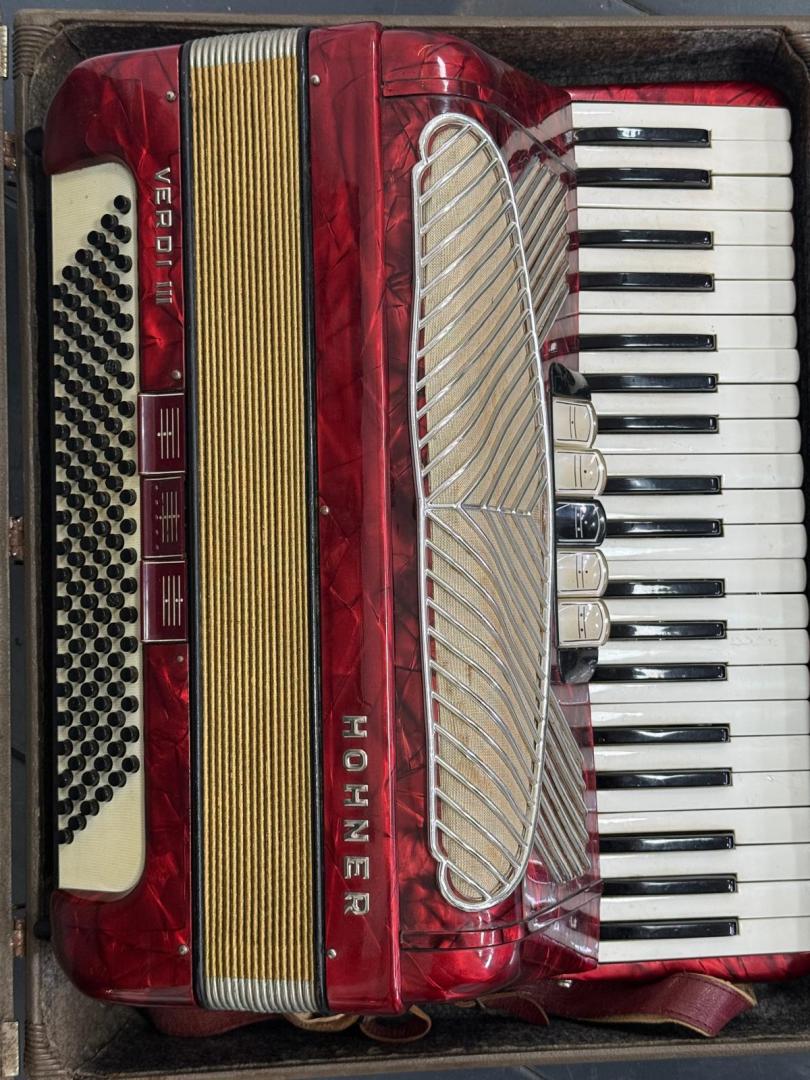 Acordeon Hohner Verdi III 120 basi image 1
