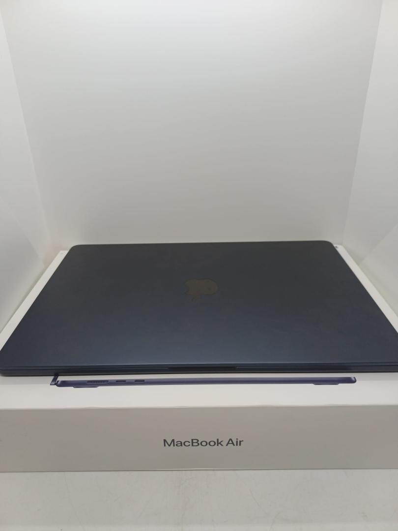 Laptop Apple MacBook Air 15", cu procesor Apple M4 image 3