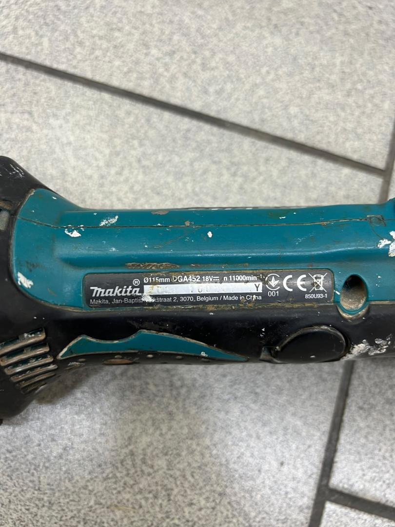 Flex Makita DGA452 baterie 18v 3ah image 3