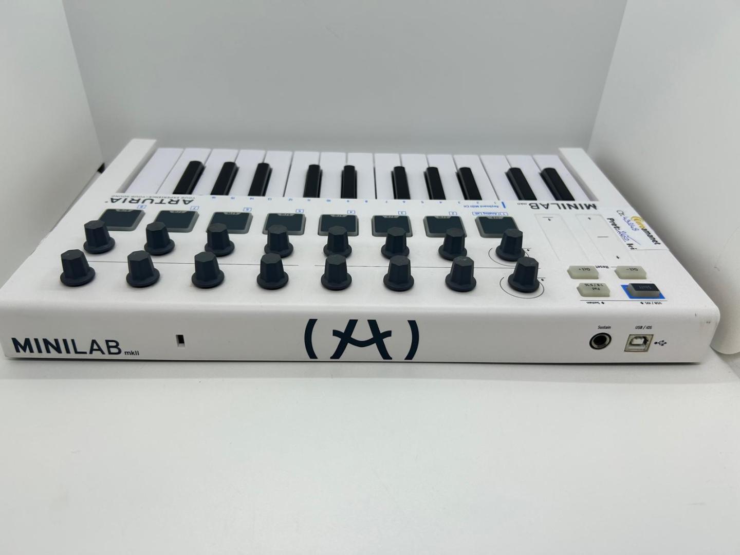 Controller Midi cu claviatura Arturia Minilab MKII image 1