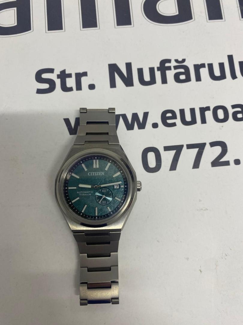 Citizen, Ceas cronograf automatic din titan