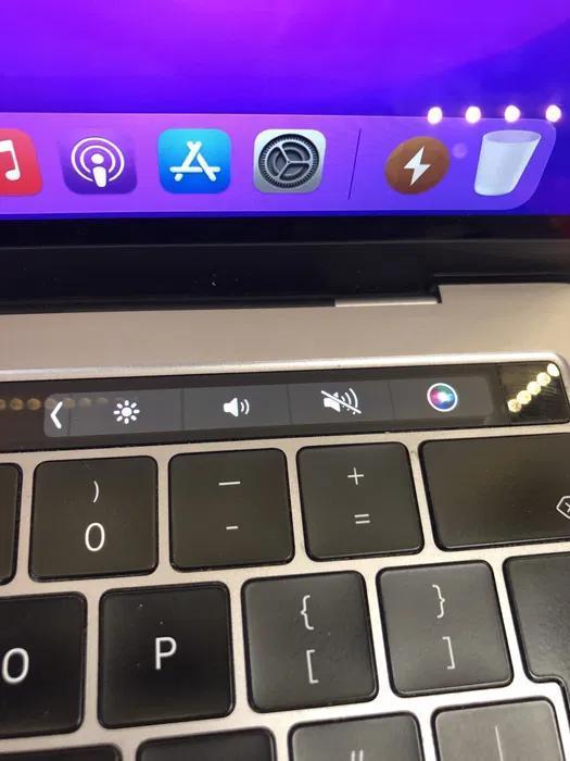 Apple MacBook Pro 13 inch late 2019 i5 image 7