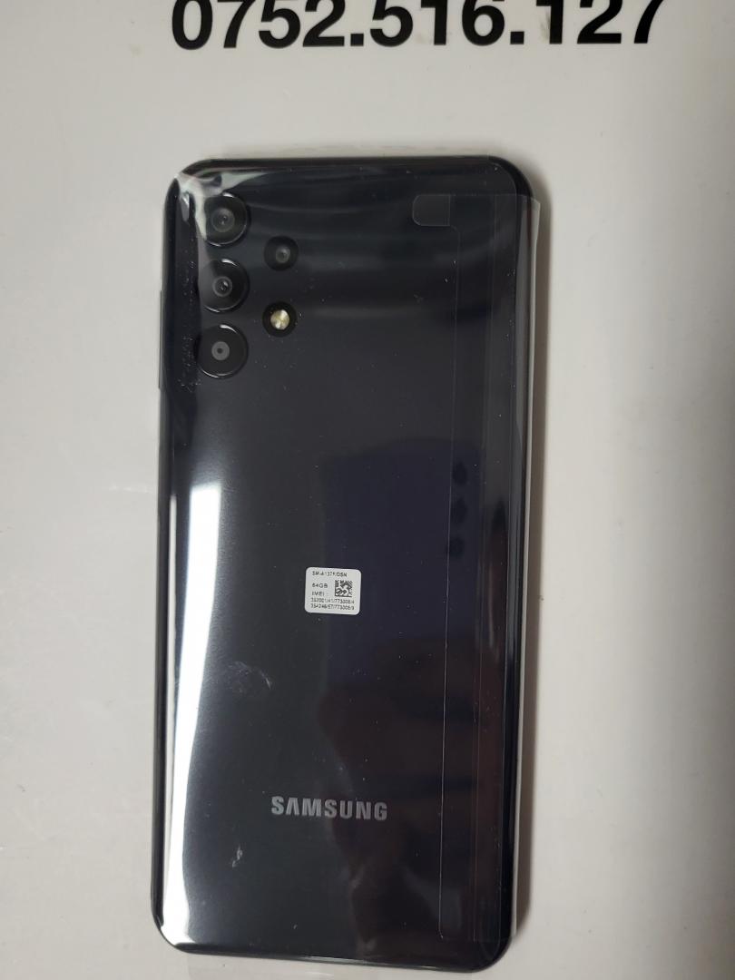 Samsung Galaxy A13 image 2