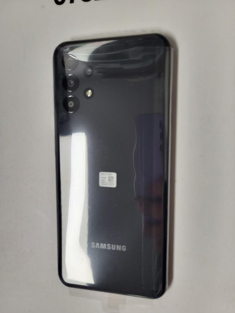 Samsung Galaxy A13 image 3