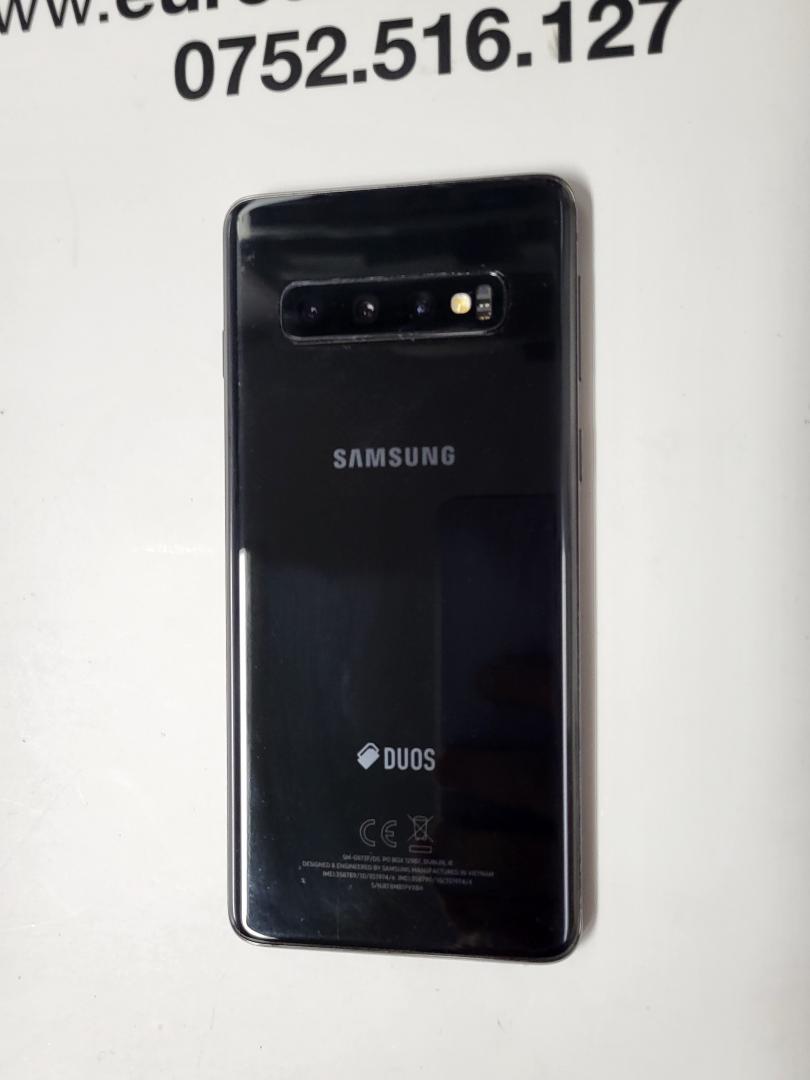 Samsung Galaxy S10 image 3