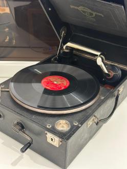 Gramofon Vintage cu manivela Columbia 1920-1930