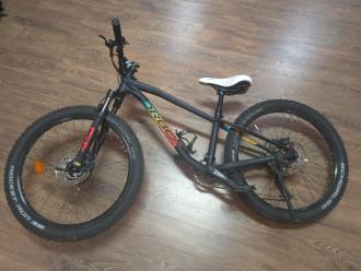 Bicicleta Orbea Laufey 24 H20 Black Rainbow