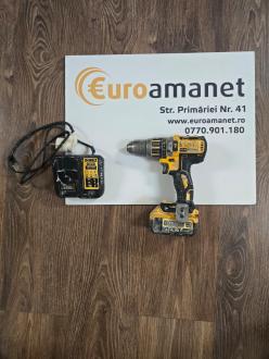 Masina de gaurit si insurubat Dewalt DCD795D