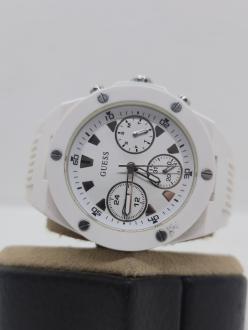 Ceas de dama Guess GW0255L1 cu curea din silicon alba