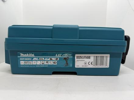 Filetanta Makita